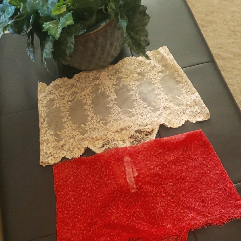 NWT LACE PANTIE LARGE V.S.
